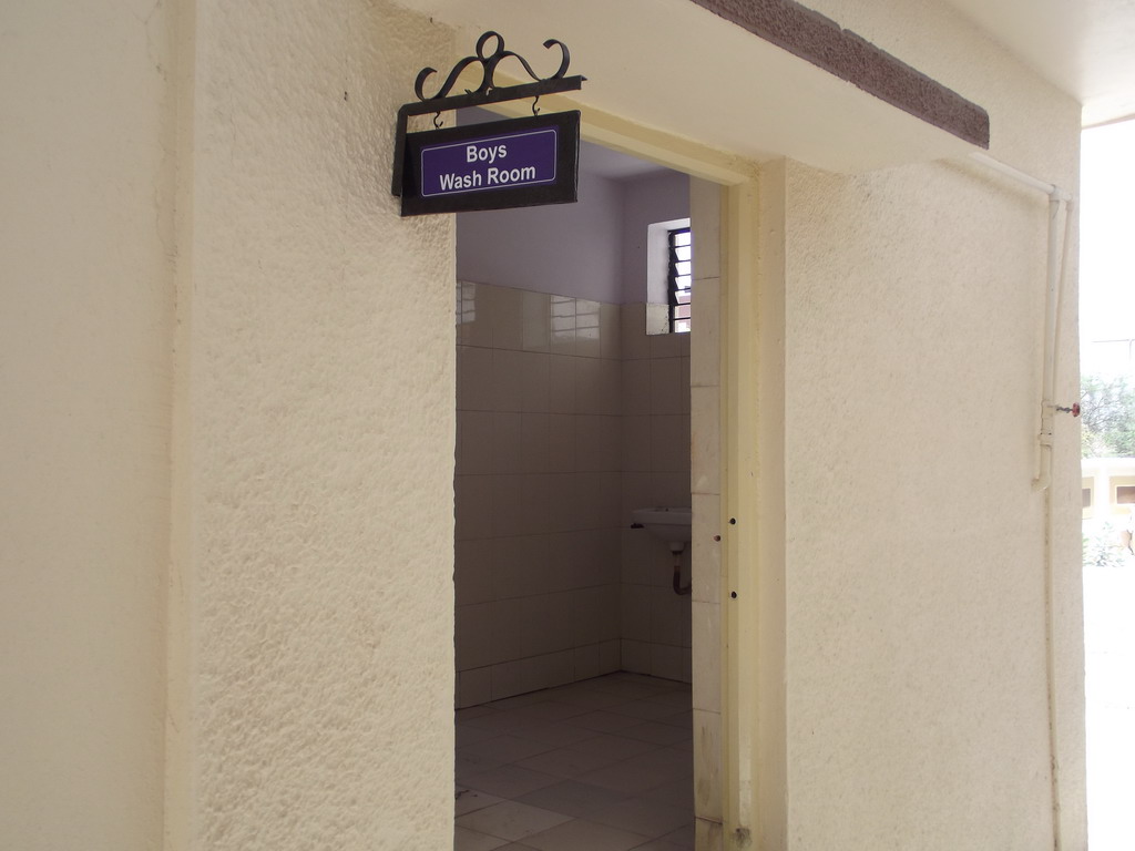 boys wash room